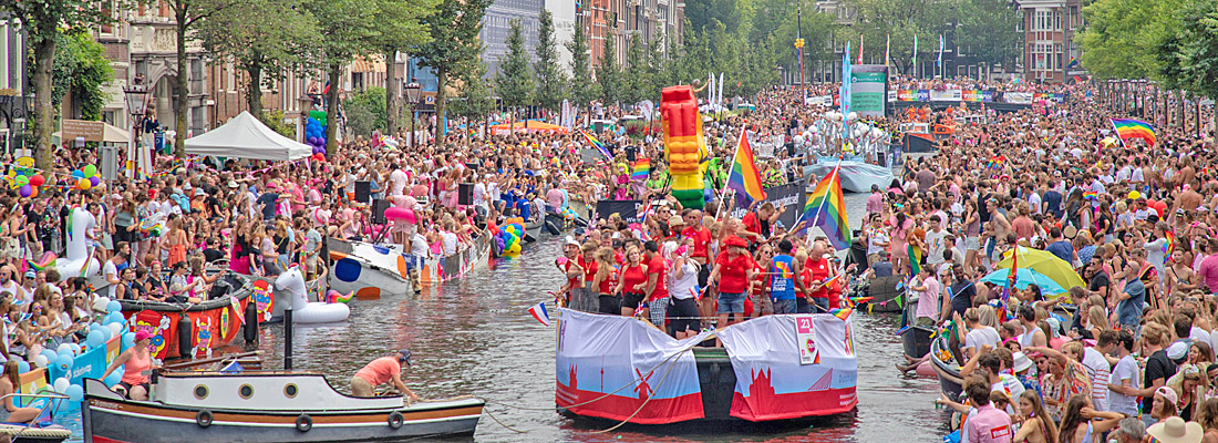 KNRB vaart mee in Canal Parade 2018